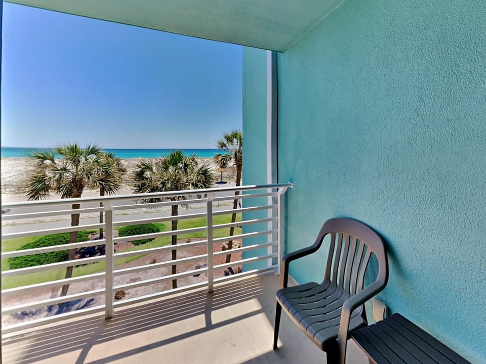 Garden, Balcony/Terrace, Beach, Sea view