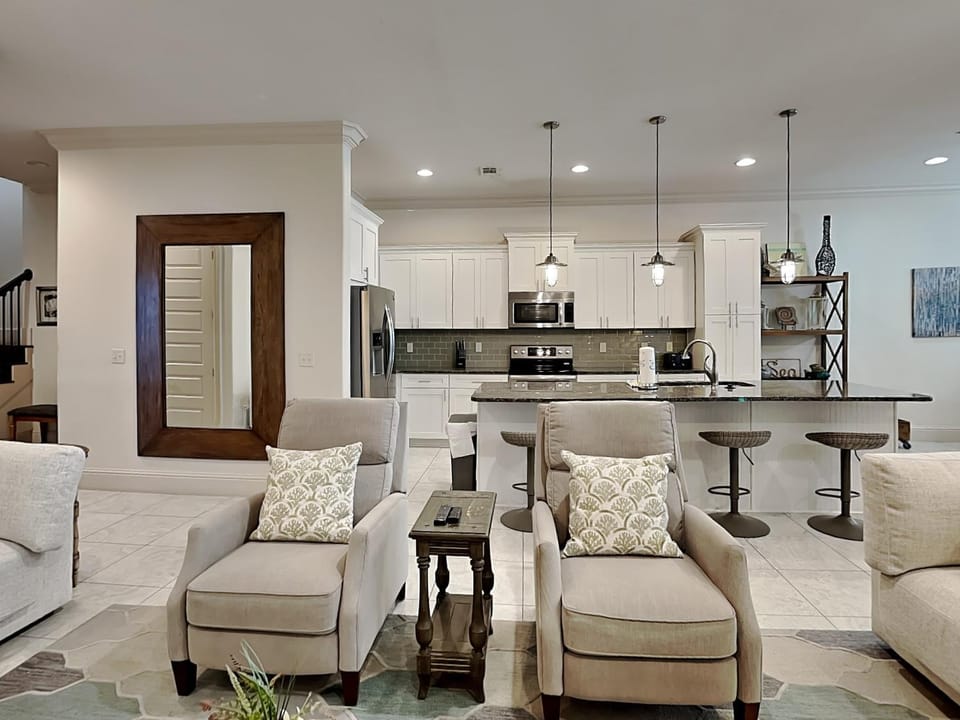 Kitchen or kitchenette, Living room, Seating area, furniture, microwave, oven, stove