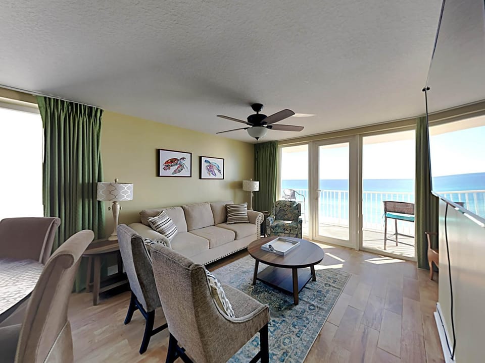 View (from property/room), Balcony/Terrace, Living room, Seating area, Sea view, furniture
