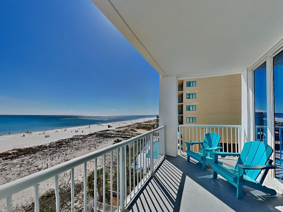 Balcony/Terrace, Seating area, Beach, Sea view