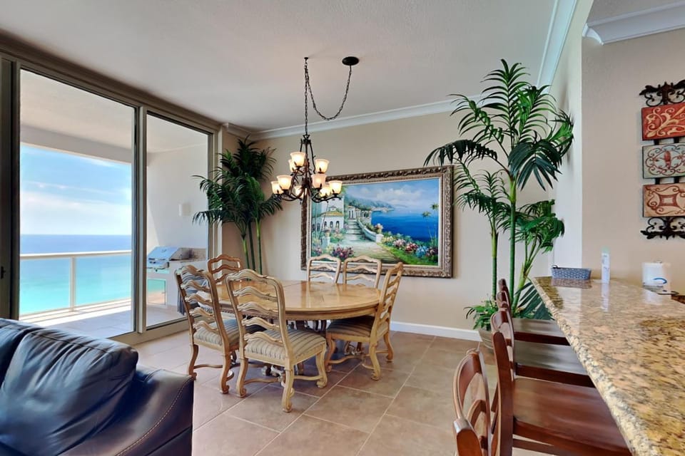 Balcony/Terrace, Kitchen or kitchenette, Seating area, Dining area, Sea view, furniture