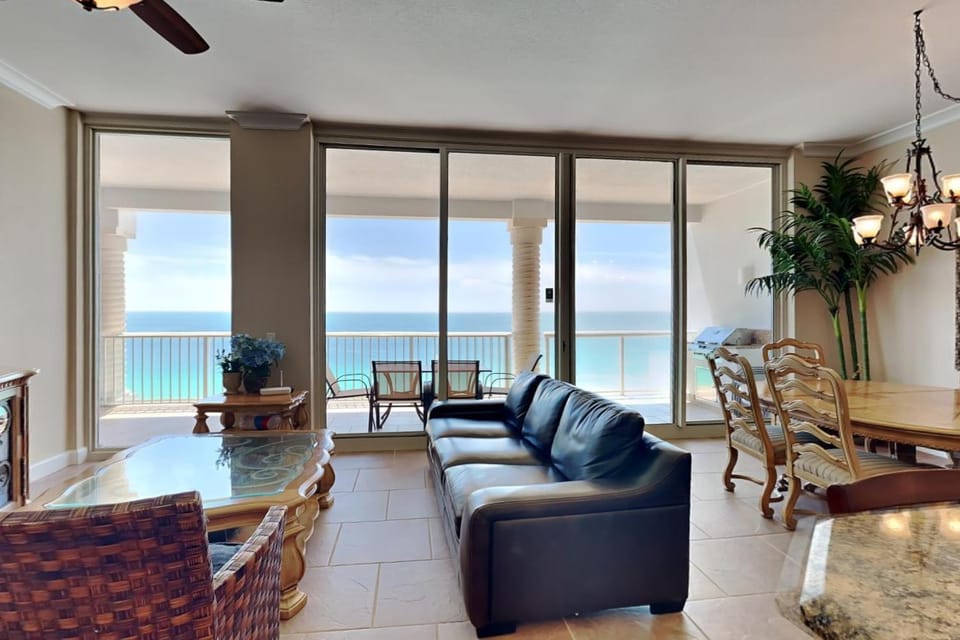 View (from property/room), Balcony/Terrace, Living room, Seating area, Sea view, furniture