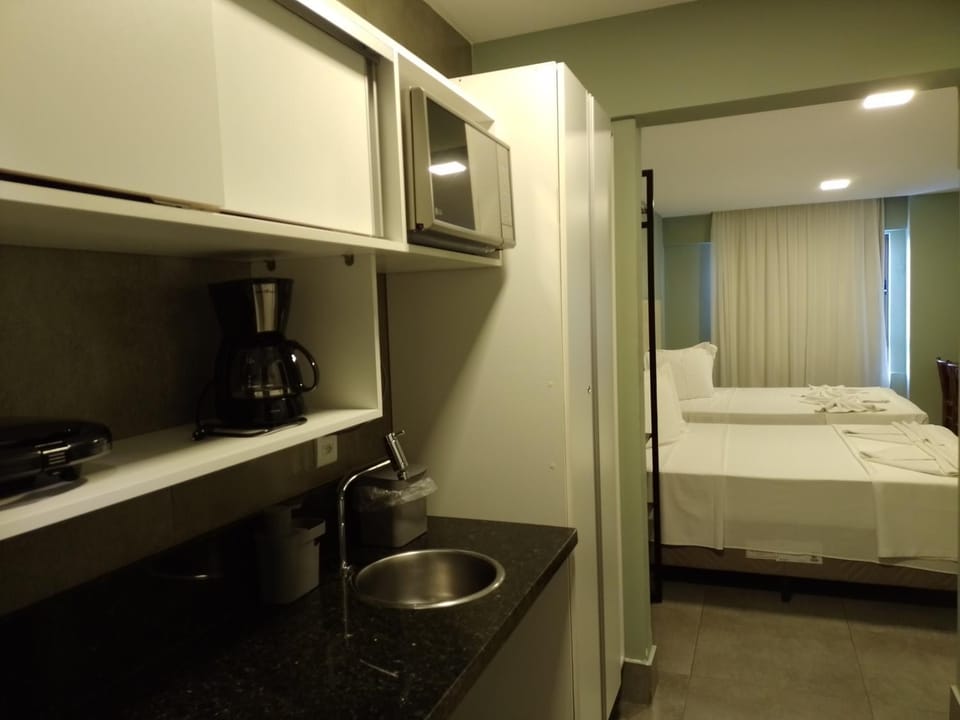 Kitchen or kitchenette, Bedroom