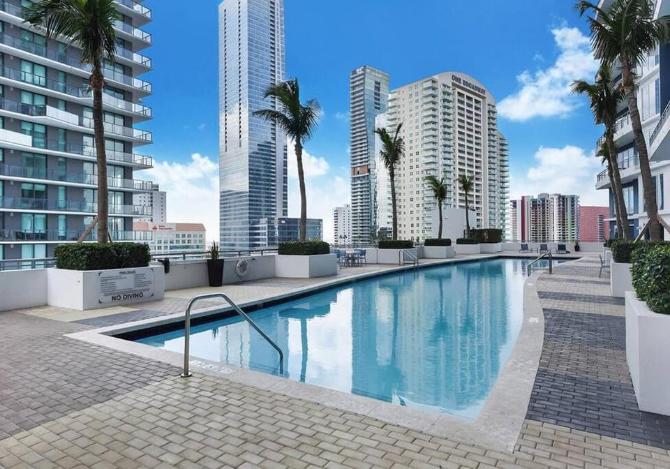 40th Floor Priceless Unit Central Location Apartment in Brickell