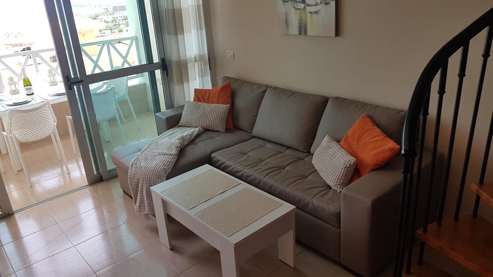 Balcony/Terrace, Living room, Seating area