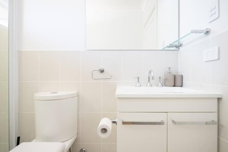 Adorable 1-bedroom Kuzman Guesthouse House in Mudgee