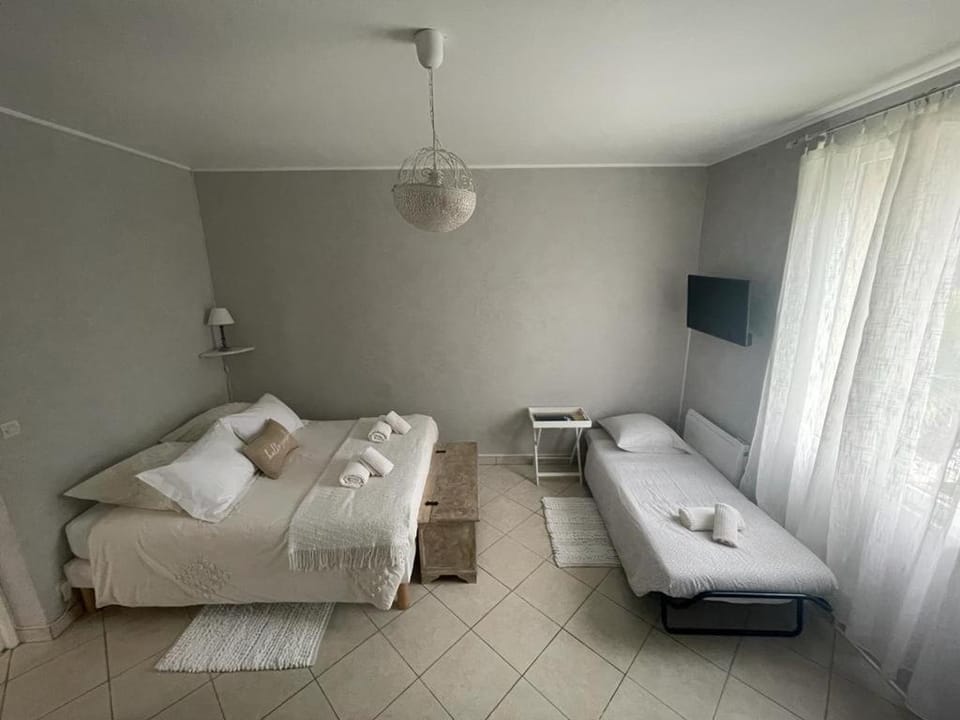 Bed, Photo of the whole room, Bedroom, children