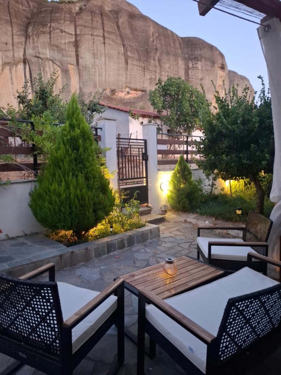 Paradise of Meteora B House in North Macedonia