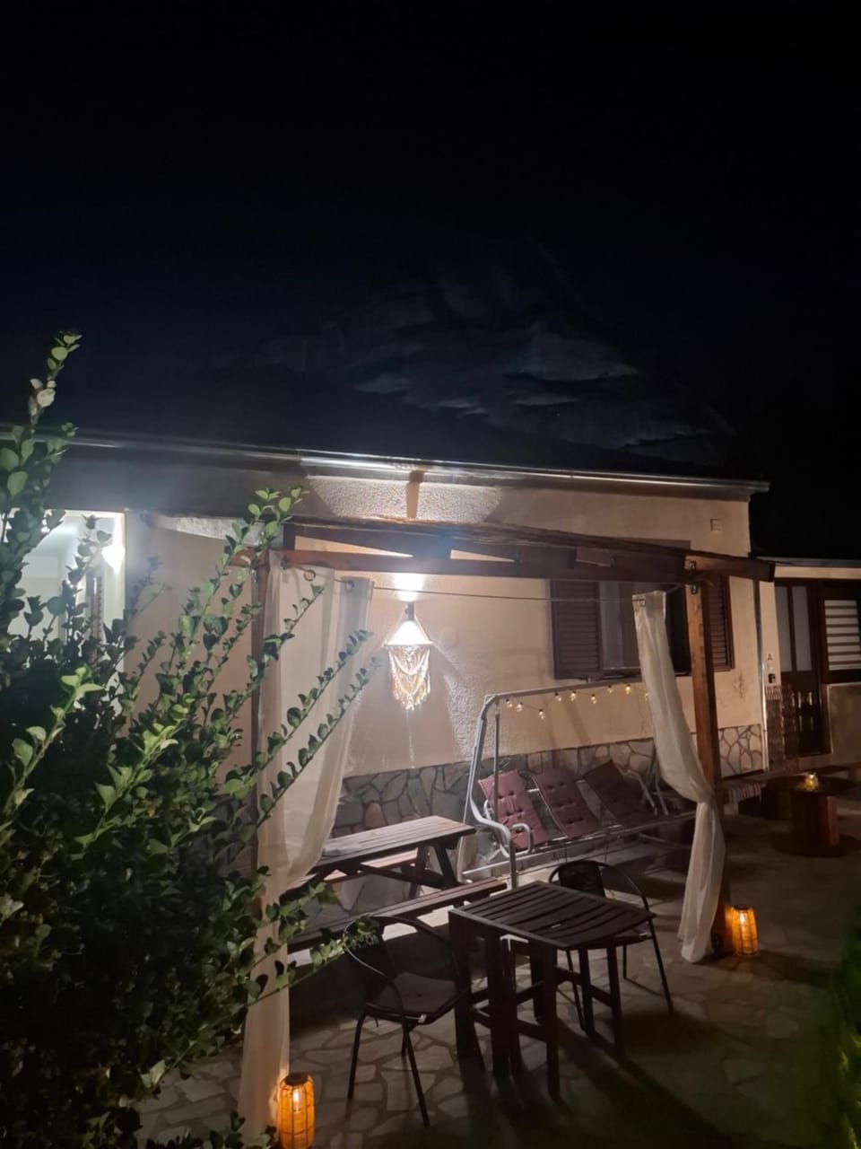 Paradise of Meteora B House in North Macedonia