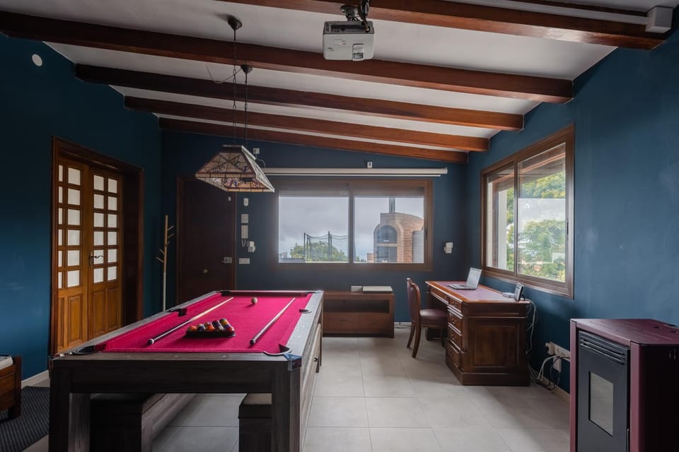 Maison Mialon: country house amidst of nature Chalet in Canary Islands