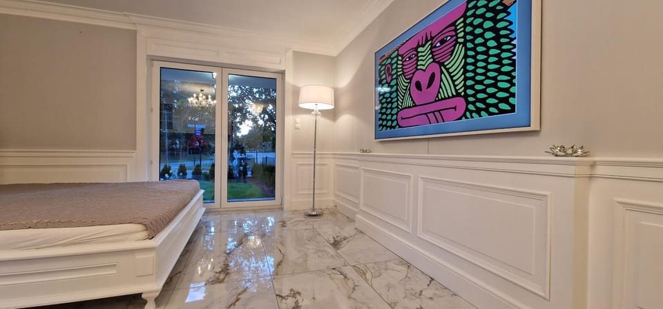 Living room, Bedroom
