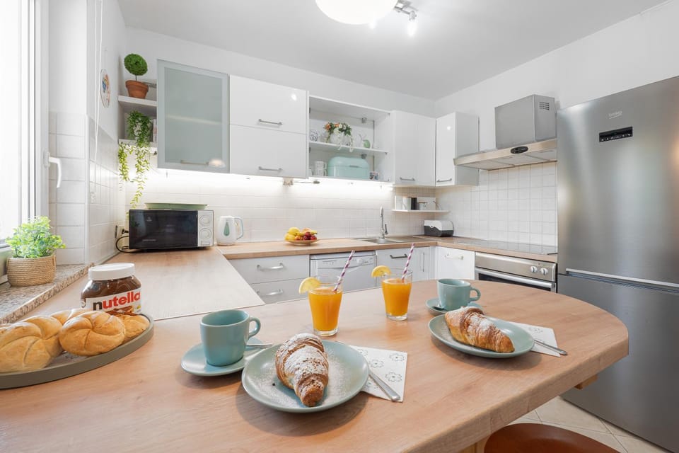 Food and drinks, Food, oven, stove, toaster