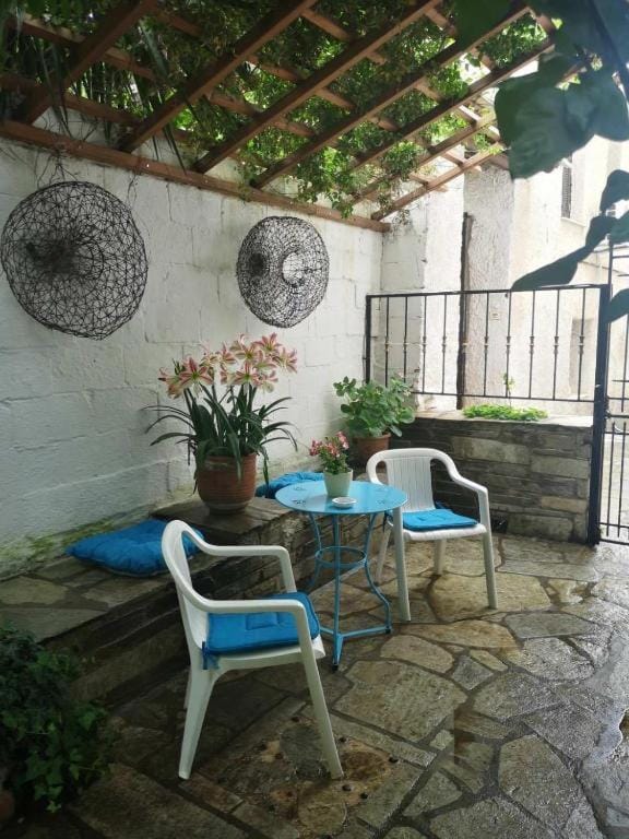 Maria's Studios Apartment hotel in Magnesia Prefecture, Greece