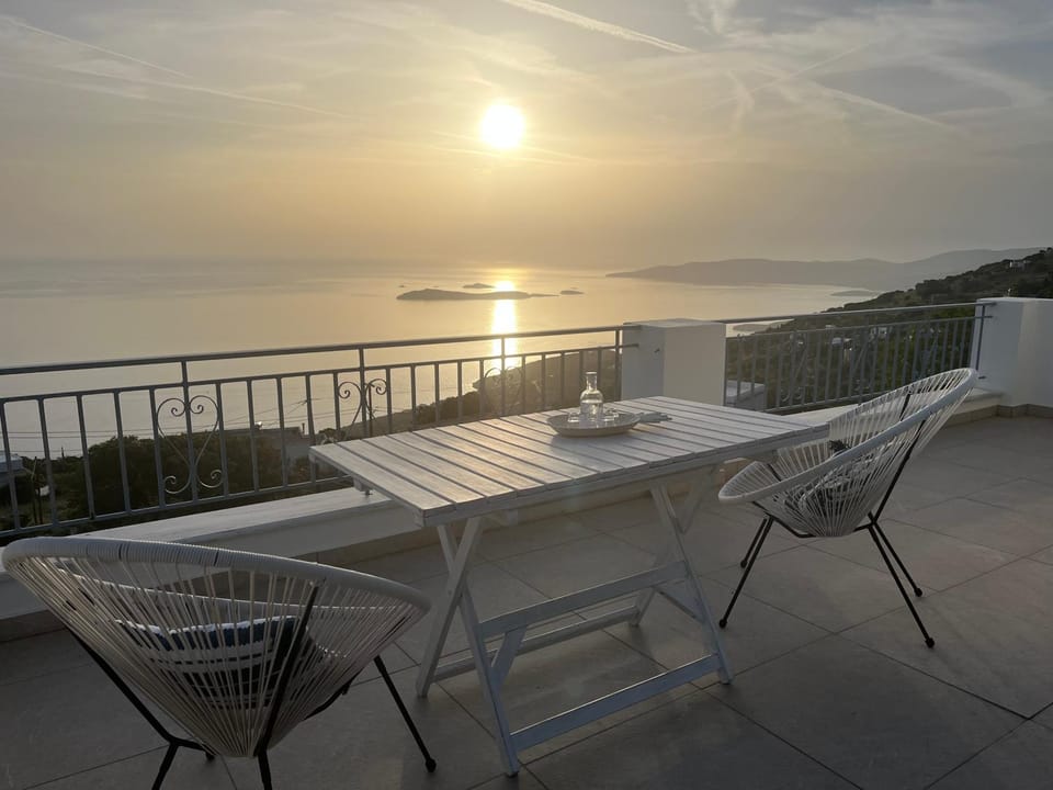 Aegean Mirror, Andros Apartment in Decentralized Administration of the Aegean