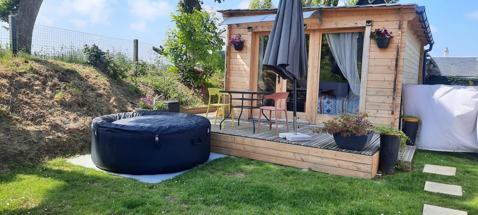 Chalet Studio 5kms Etretat Chalet in Normandy