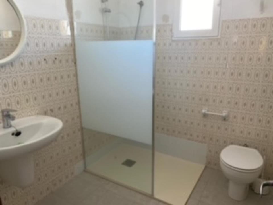 4 Bedrooms Apartment - 2 Mins Walk to Seafront Apartment in Safor