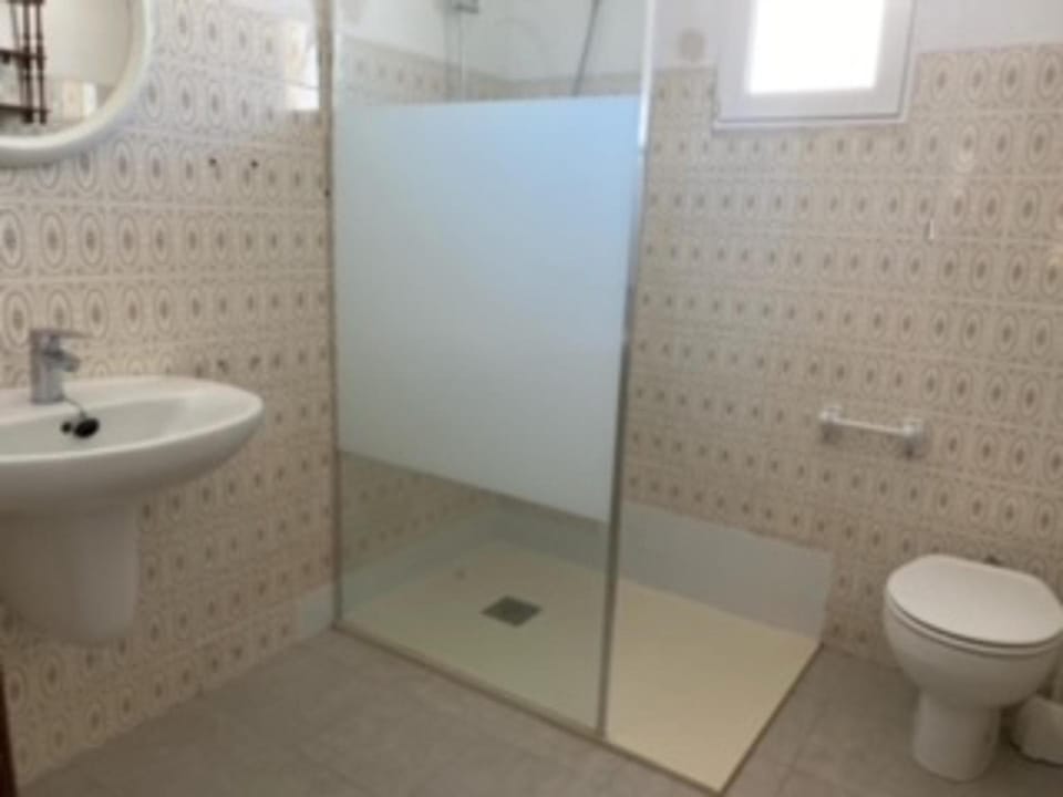 4 Bedrooms Apartment - 2 Mins Walk to Seafront Apartment in Safor