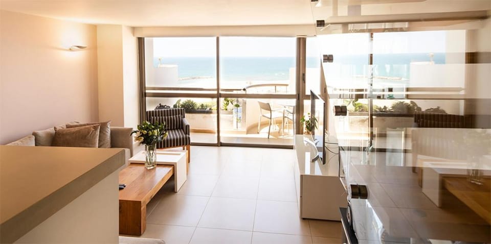 Living room, Sea view
