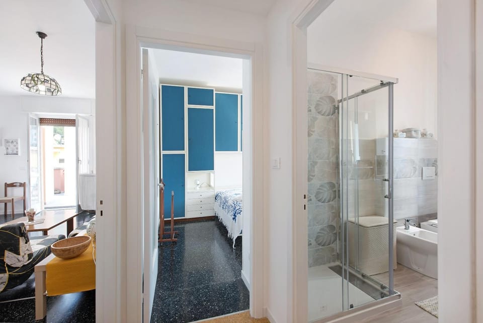Bathroom, Living room