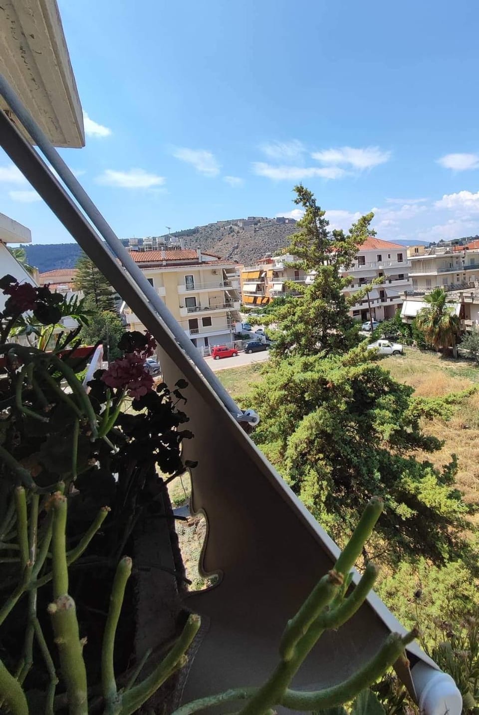 Balcony/Terrace, City view, Street view