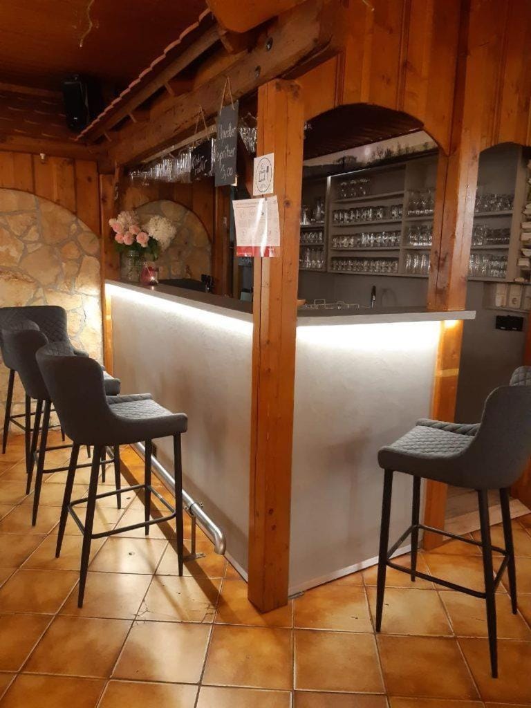 Lounge or bar