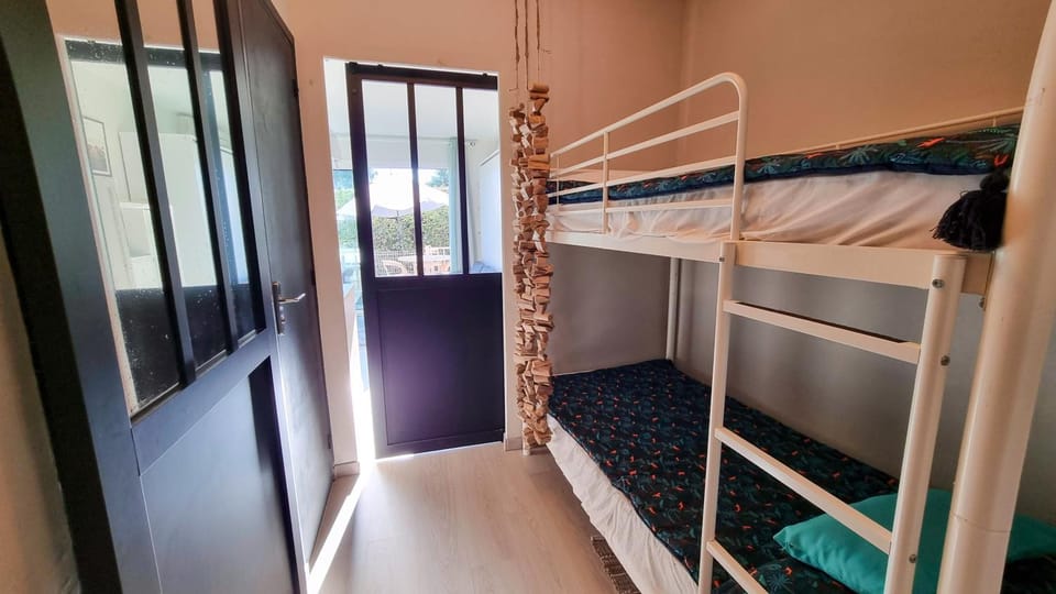 A 500 m bord de mer Giens Apartment in Hyères