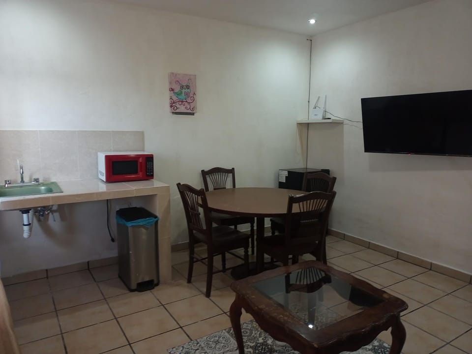 TV and multimedia, Dining area