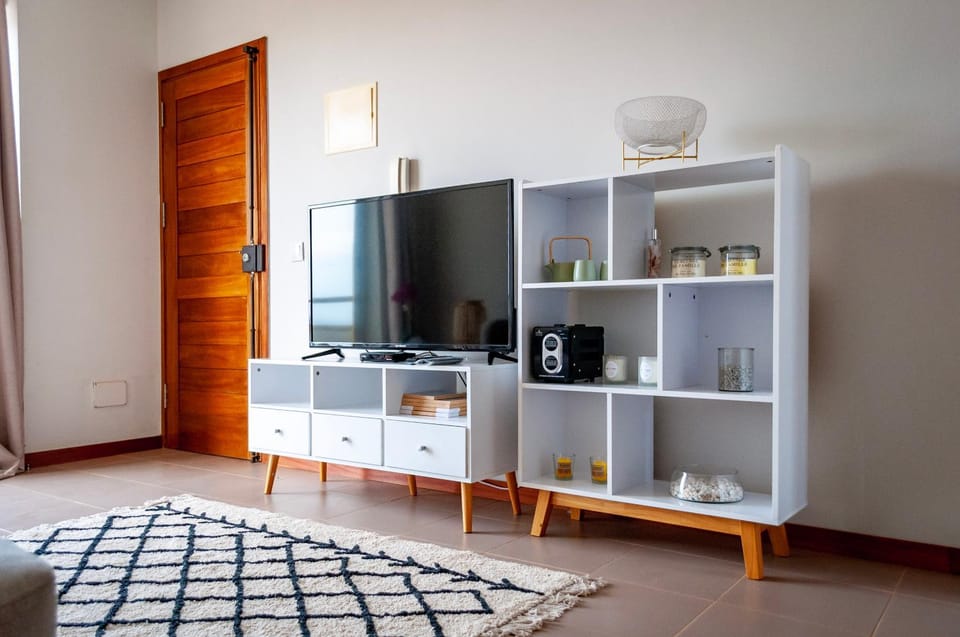 Communal lounge/ TV room, TV and multimedia