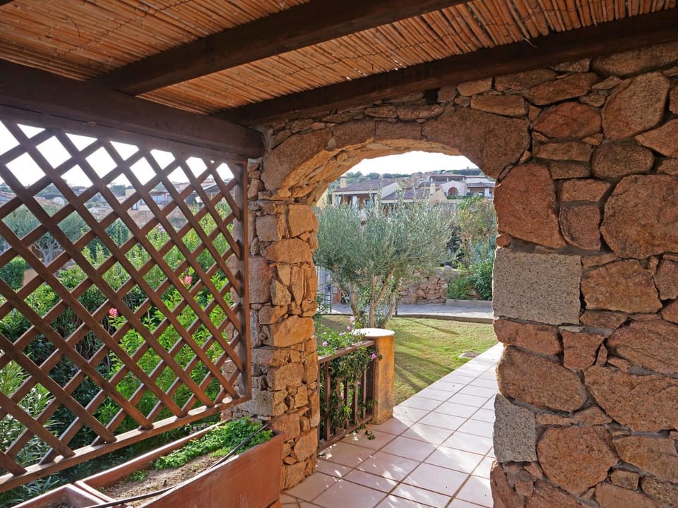 Patio, BBQ facilities, Garden view