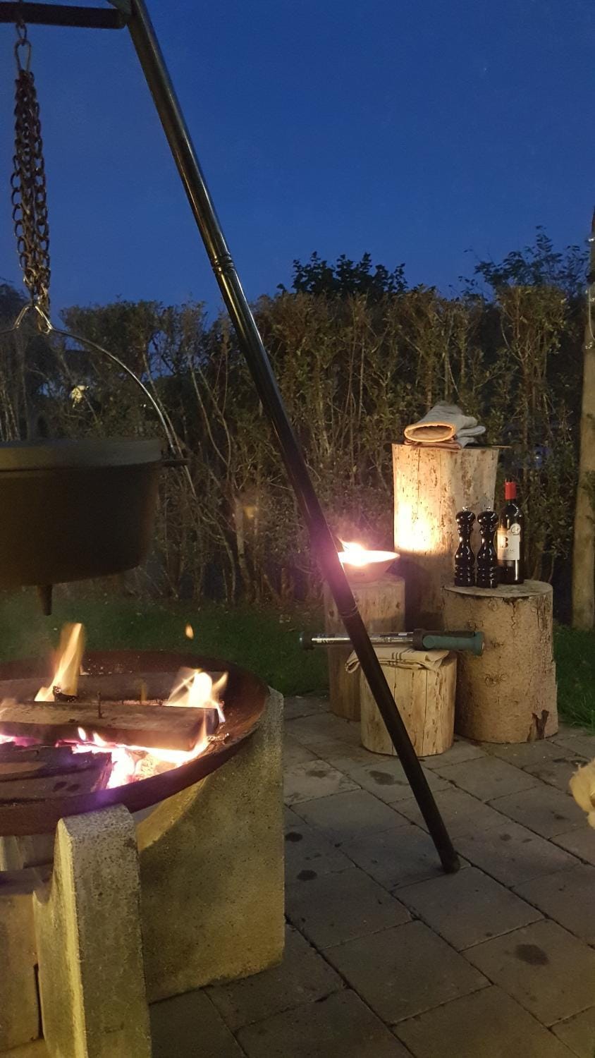 BBQ facilities, Food and drinks, Guests