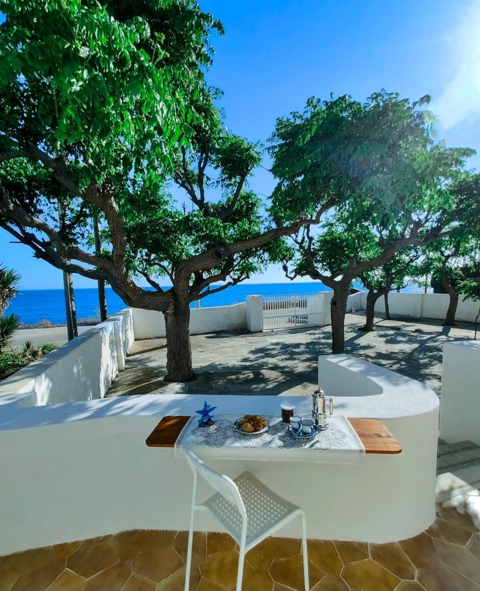 Natural landscape, Sea view, Breakfast
