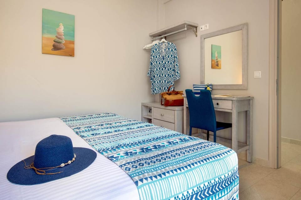 Acacia APT by Aglaia V House in Peloponnese, Western Greece and the Ionian