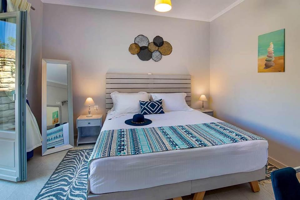 Acacia APT by Aglaia V House in Peloponnese, Western Greece and the Ionian