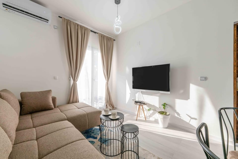 Apartmani Oleander Apartment in Montenegro