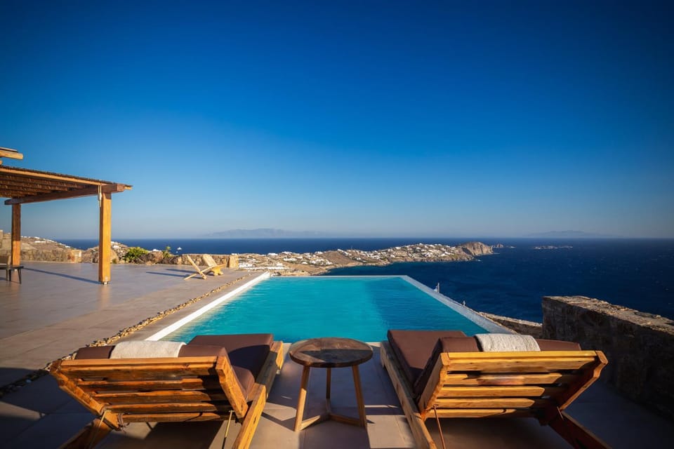 Patio, View (from property/room), Pool view, Sea view, Swimming pool, sunbed