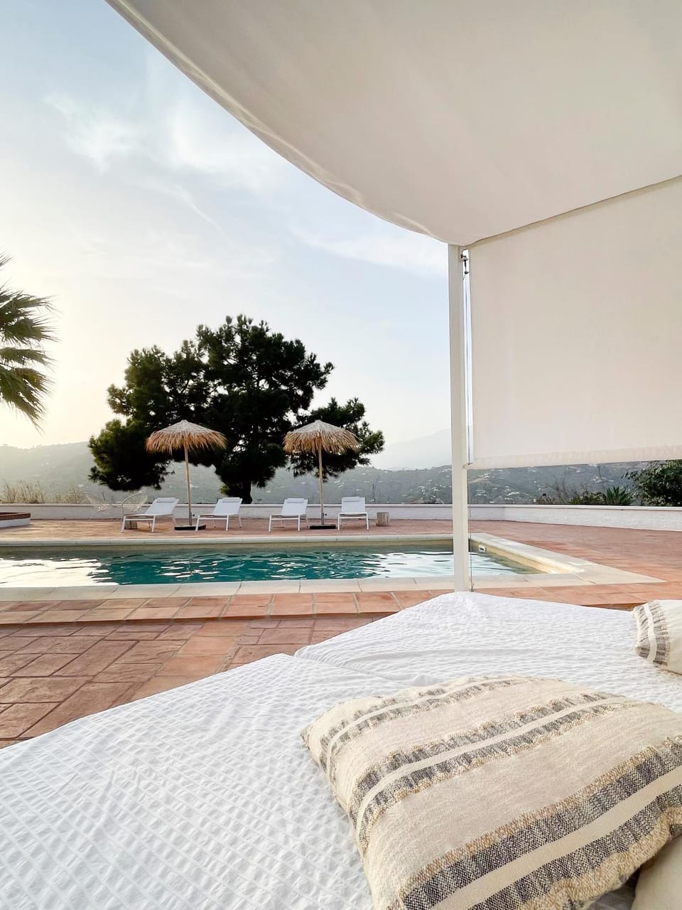 Patio, Natural landscape, Balcony/Terrace, Pool view, Swimming pool, sunbed
