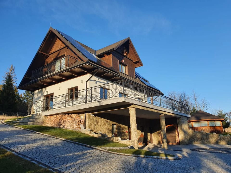 Willa pod Babią Górą Villa in Lesser Poland Voivodeship