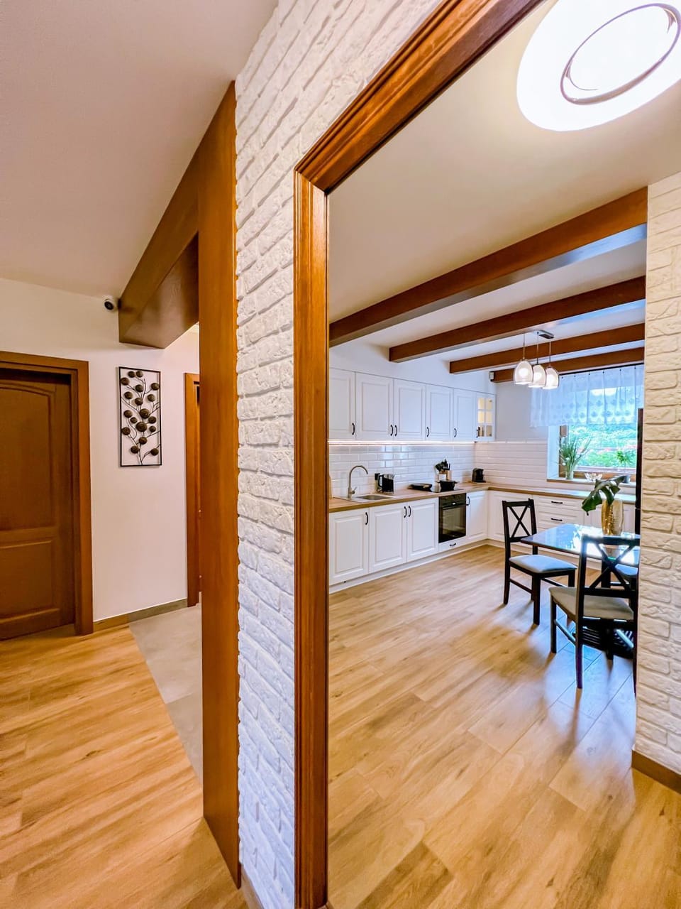 Kitchen or kitchenette, Dining area, Communal kitchen