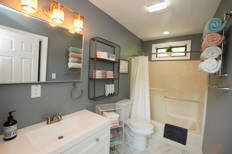 A gorgeous home, 5BR-2BT, perfect for your family! Chalet in Tobyhanna