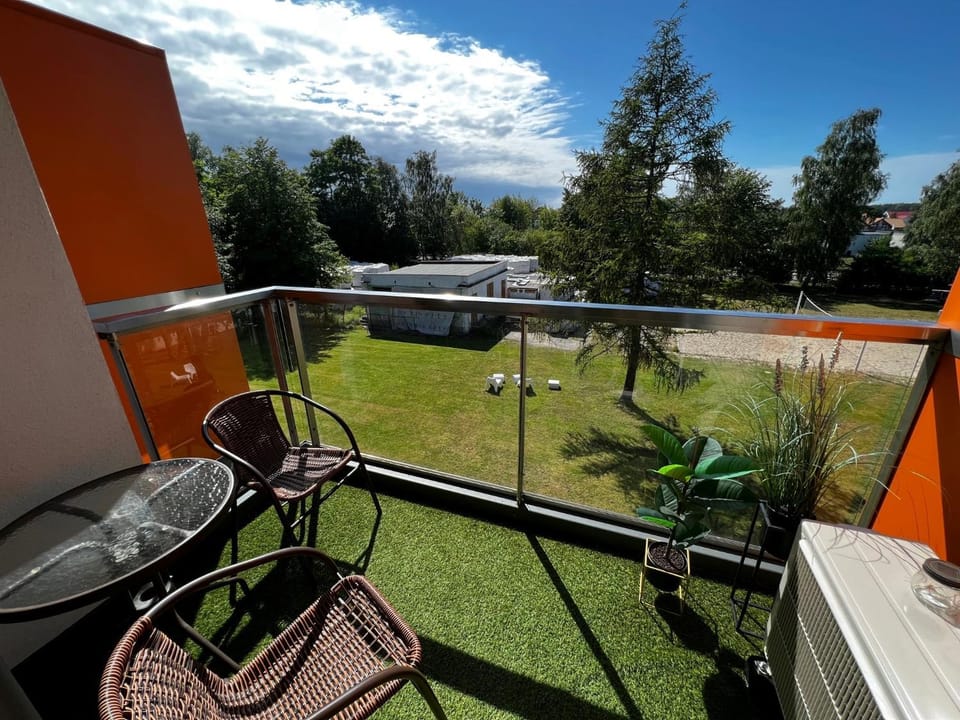 Balcony/Terrace, Garden view