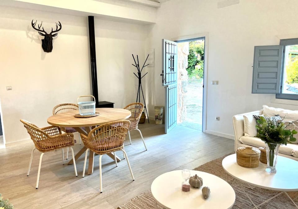 Lobby or reception, Dining area