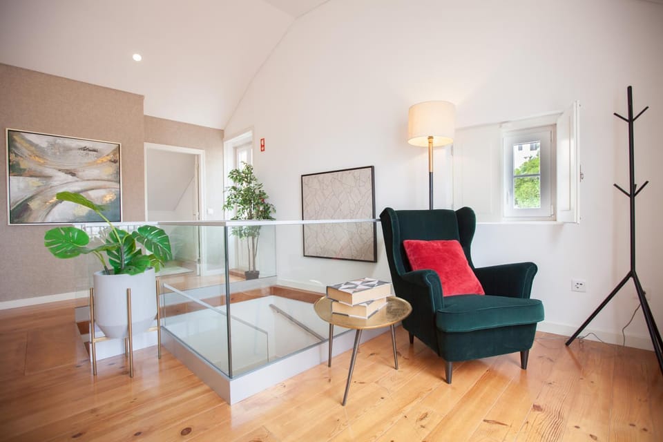 FLH Portas do Sol Duplex with Terrace Apartment in Lisbon