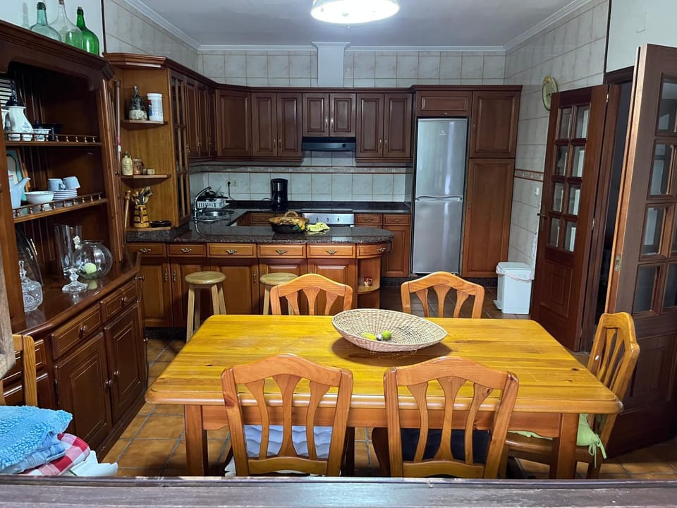 Kitchen or kitchenette, oven, stove