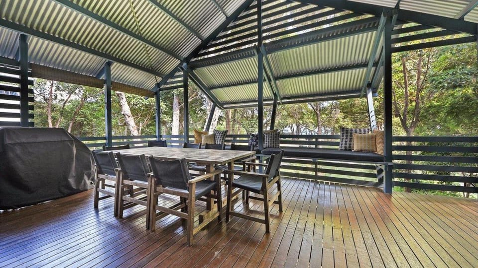 Patio, BBQ facilities