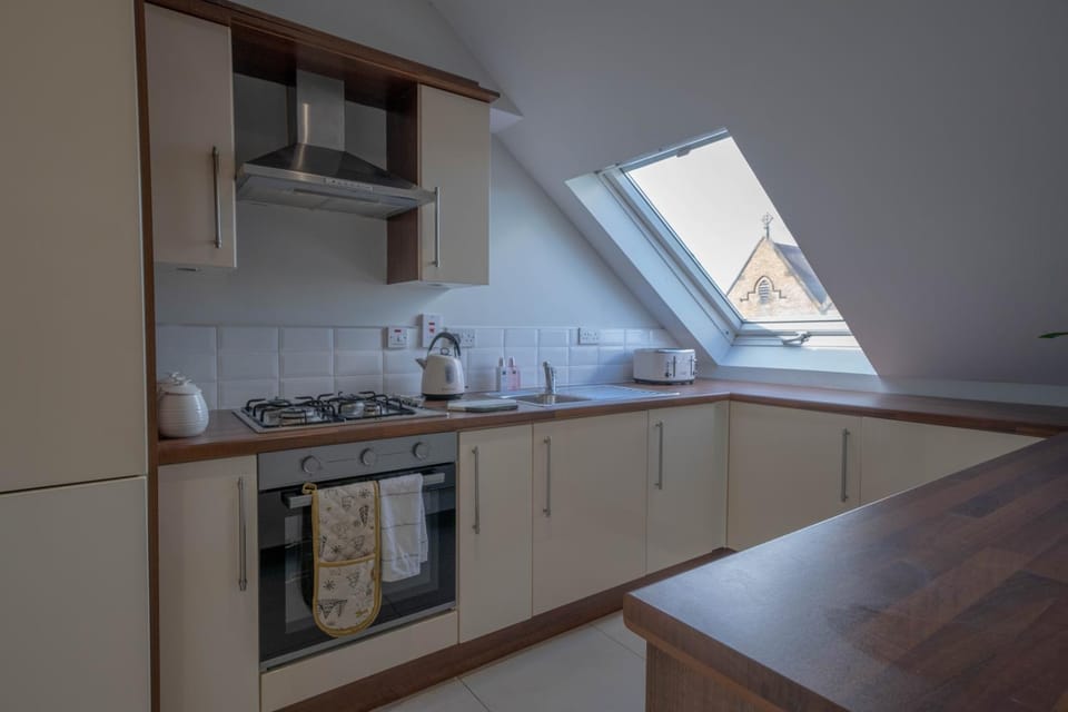 Kitchen or kitchenette, Communal kitchen