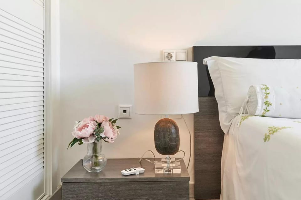 Bedroom, Mountain view, River view, Sea view