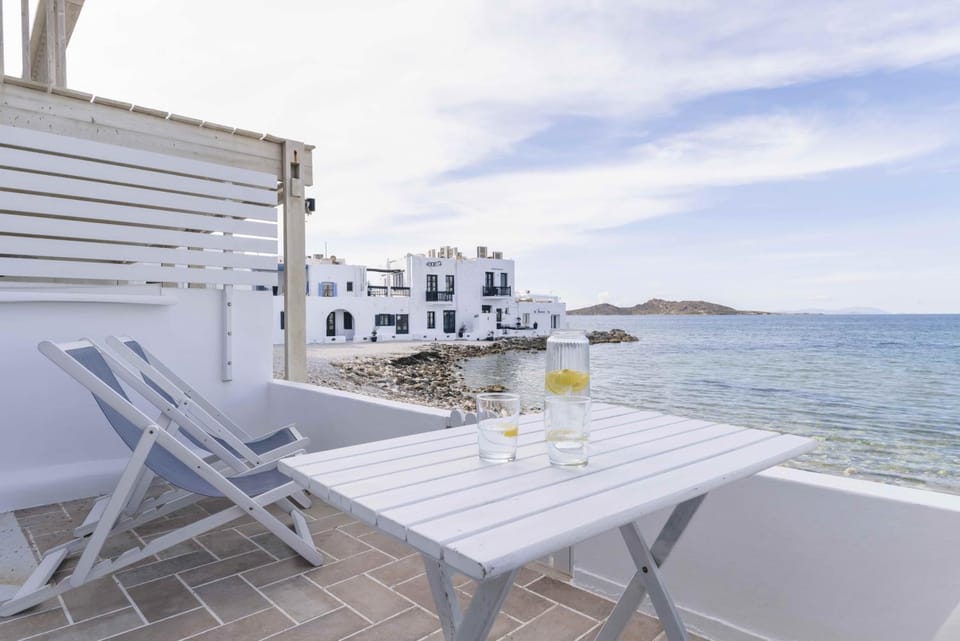Afluencia Complex Studio No2 Apartment in Naousa