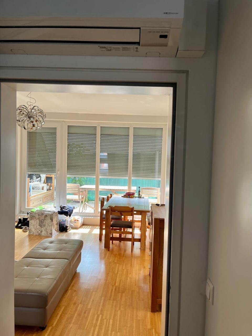 Living room, Dining area, Food