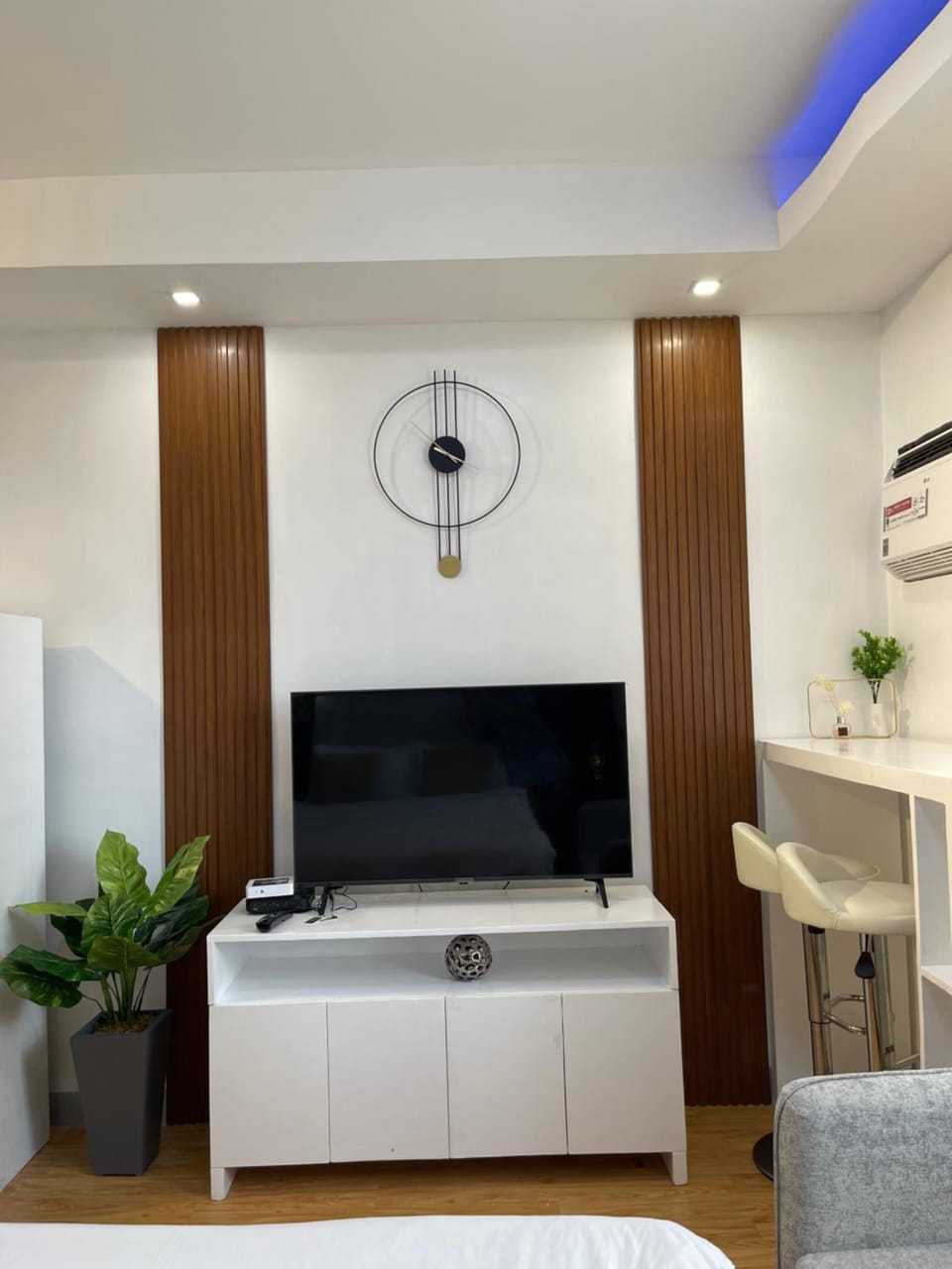 Lou- Mesaverte Residences Apartment in Cagayan de Oro
