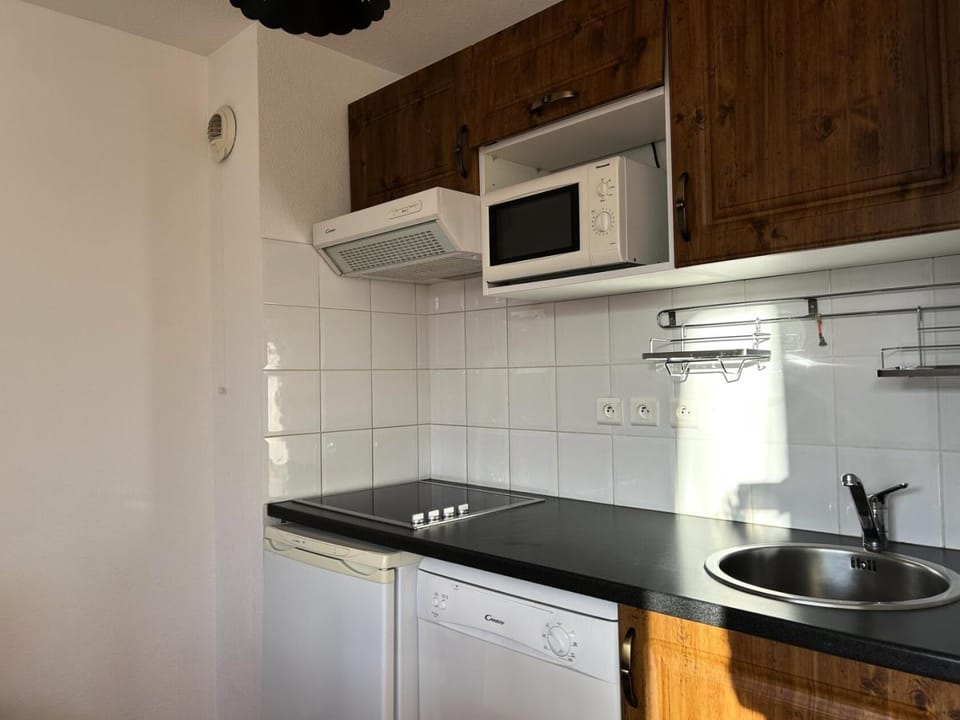 Résidence Hameau De Balestas Mp - T2/4pers BELLE SAYETTE 121-Peyresourde MAE-0084 Apartment in Catalonia